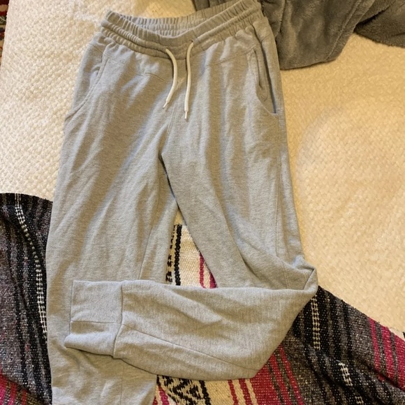 Jogger sweatpants - Picture 2 of 2